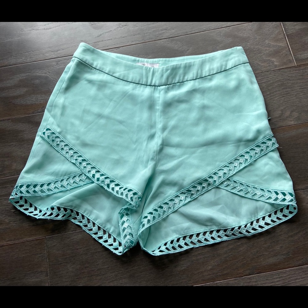 Cute high waisted shorts
